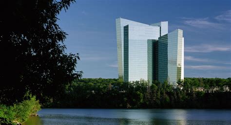 hotel near mohegan sun casino|hotels surrounding mohegan sun.